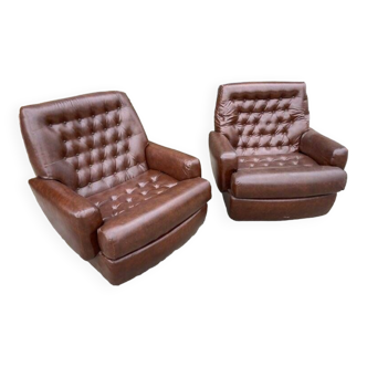 2 vintage leatherette armchairs