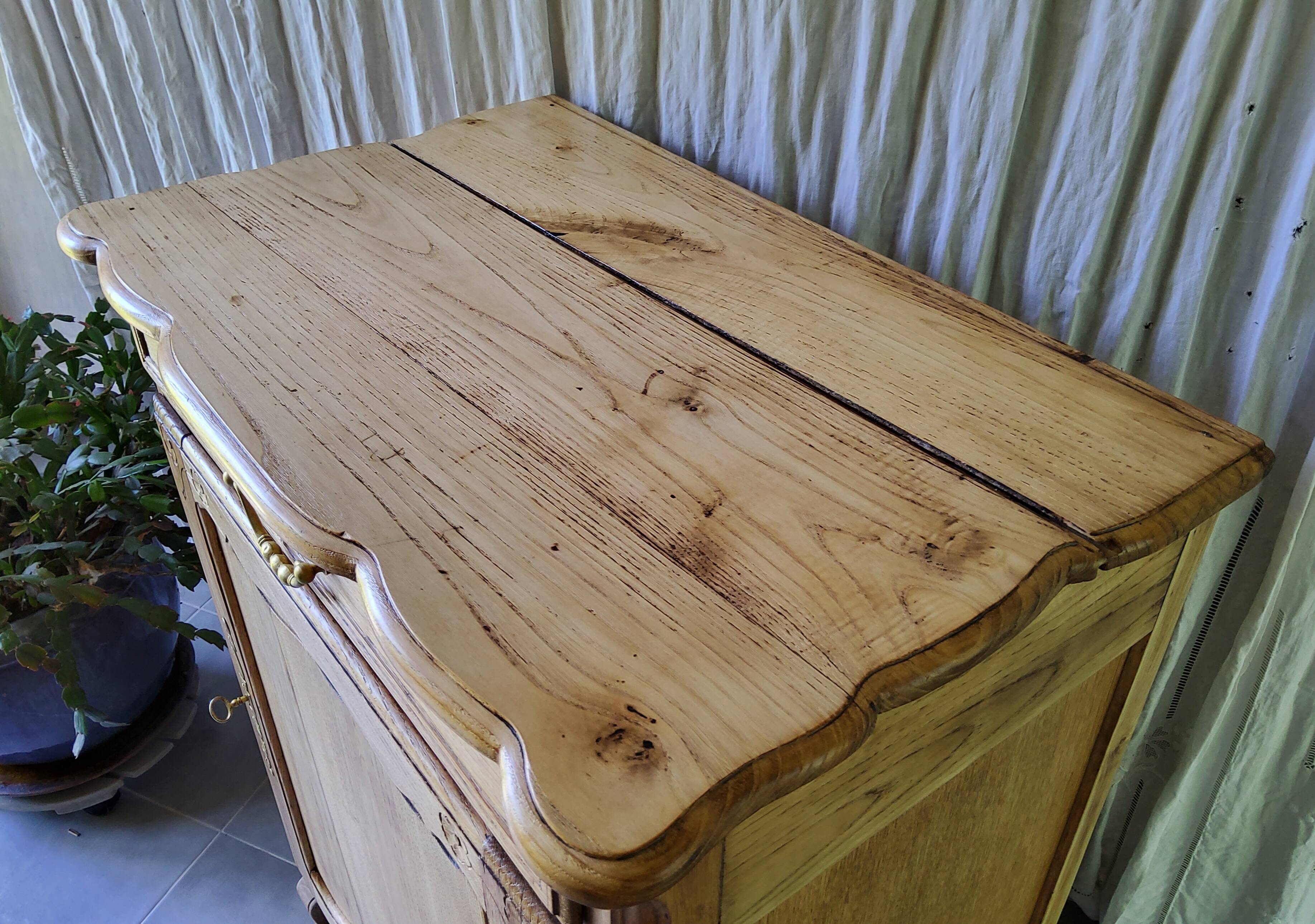 Renovated sideboard