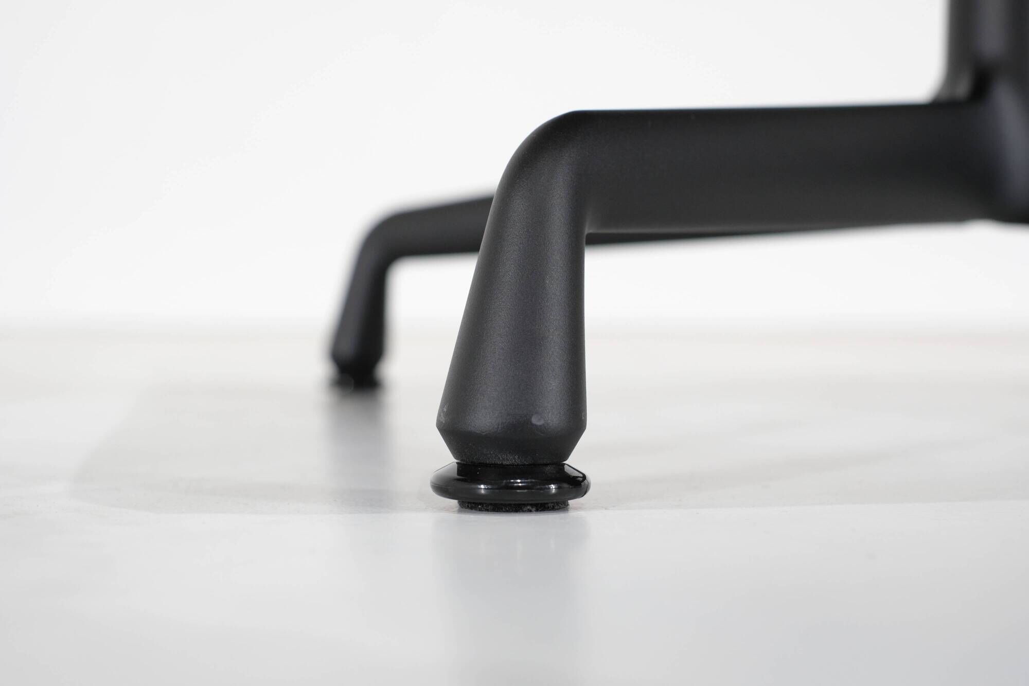 Ottoman Stool "EA 223" designed by Charles and Ray Eames for Vitra, Condition