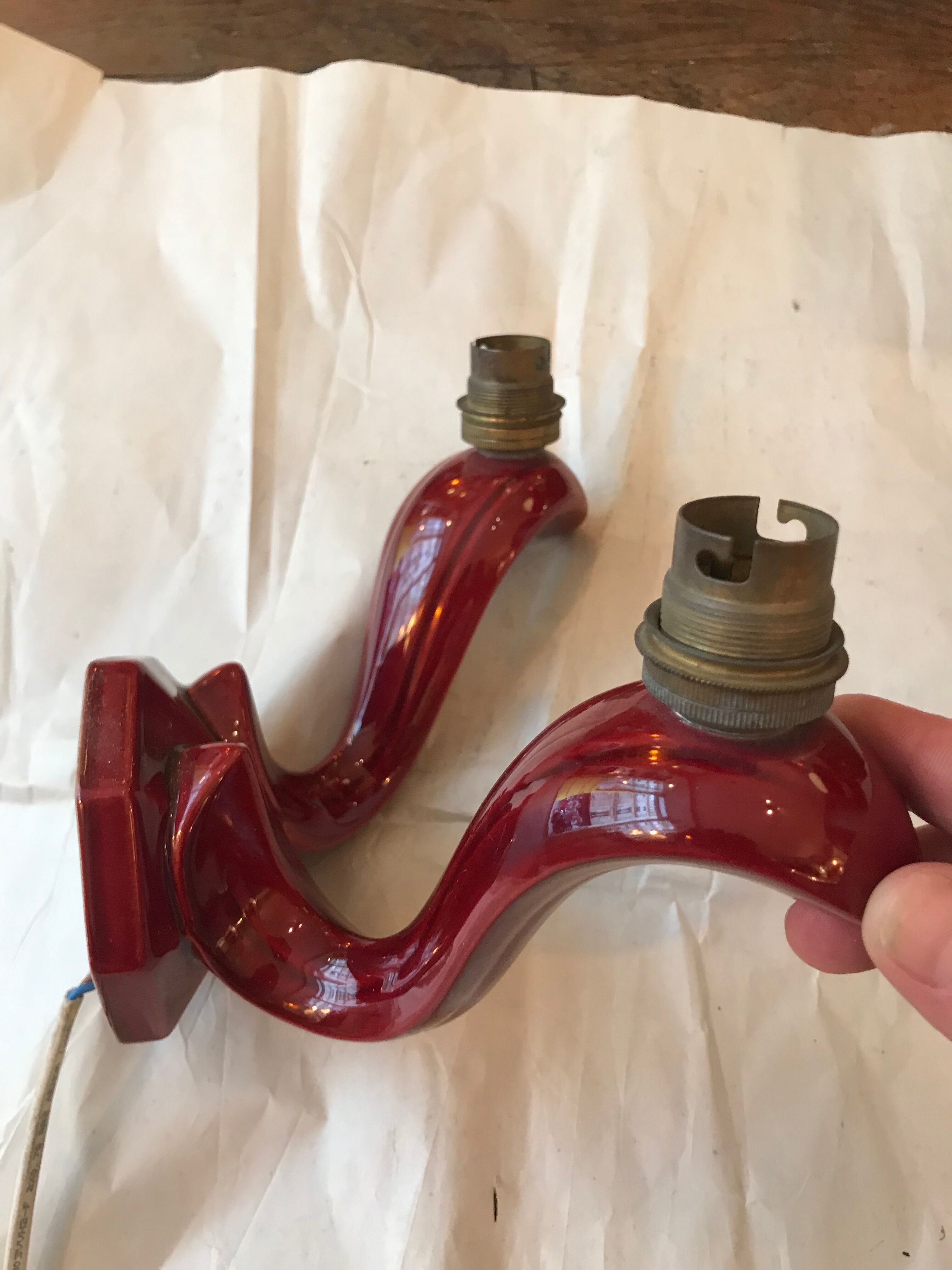 Red ceramic Art Deco wall lamp N2