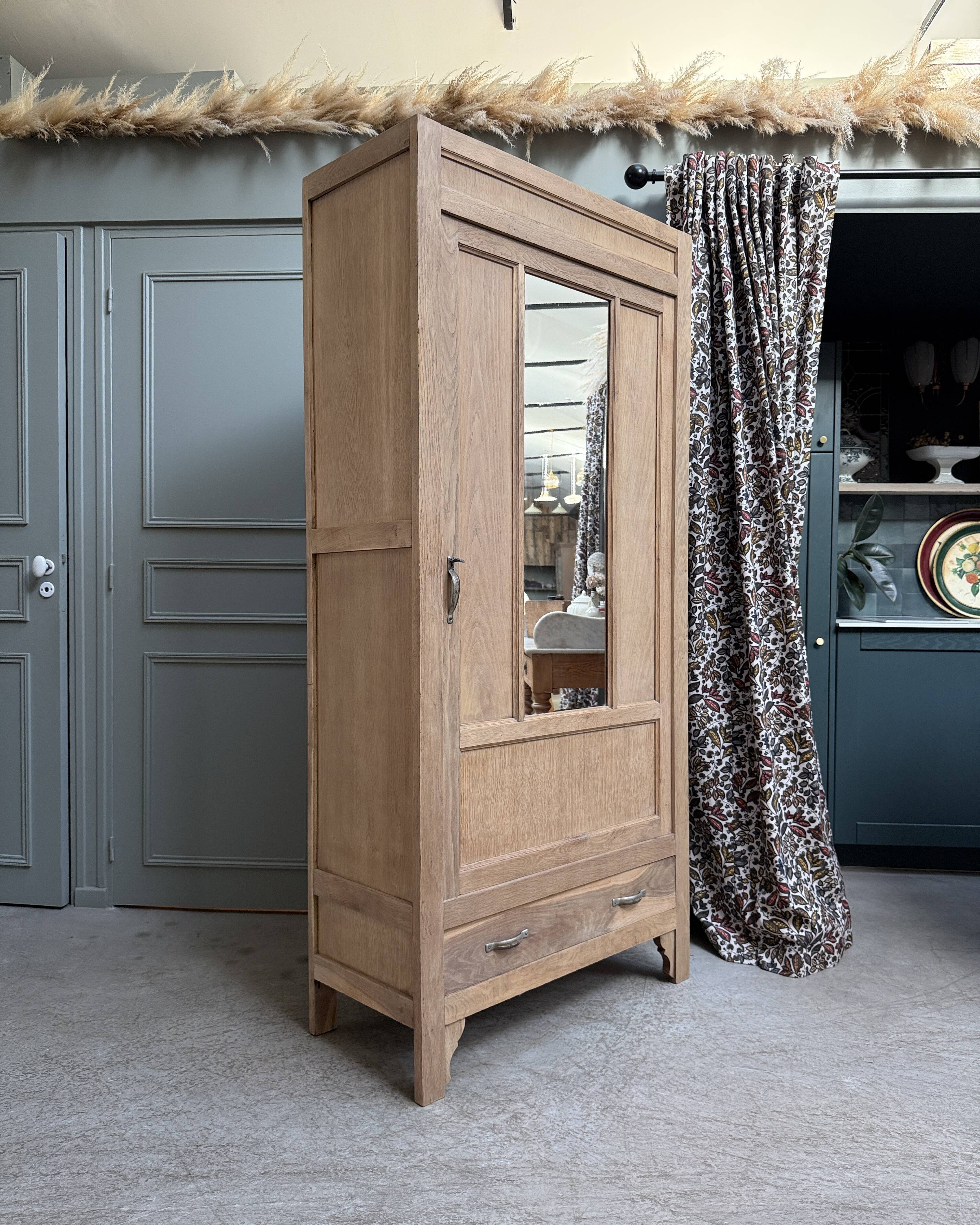 Bonnetière parisienne Art Déco, rénovée