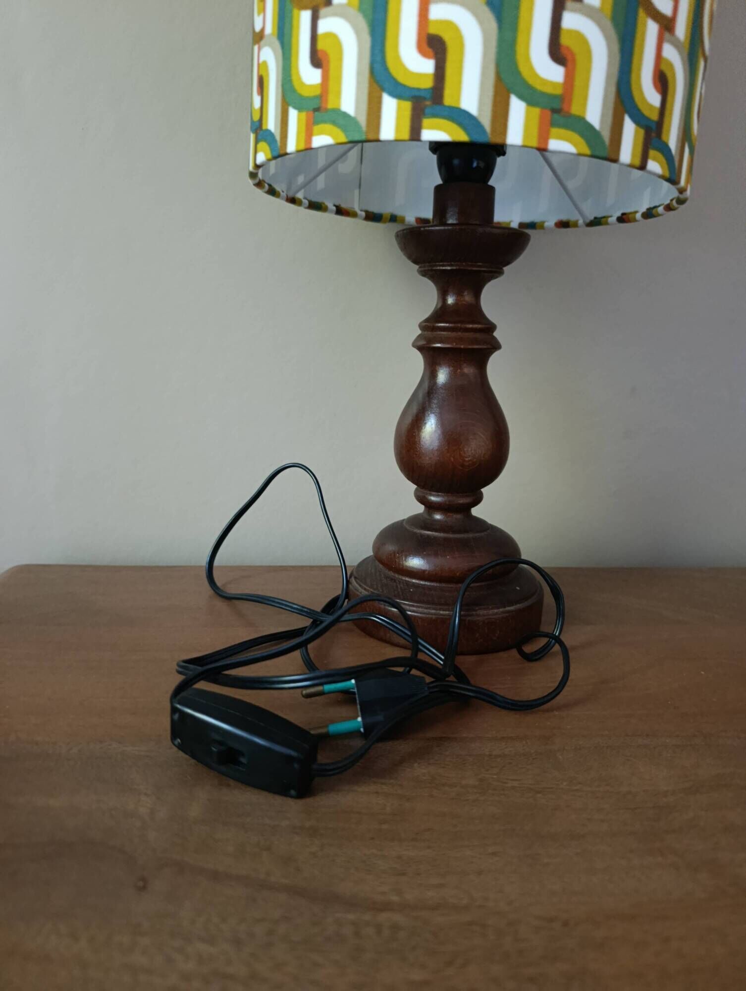 Vintage turned wood lamp, seventies graphic lampshade.