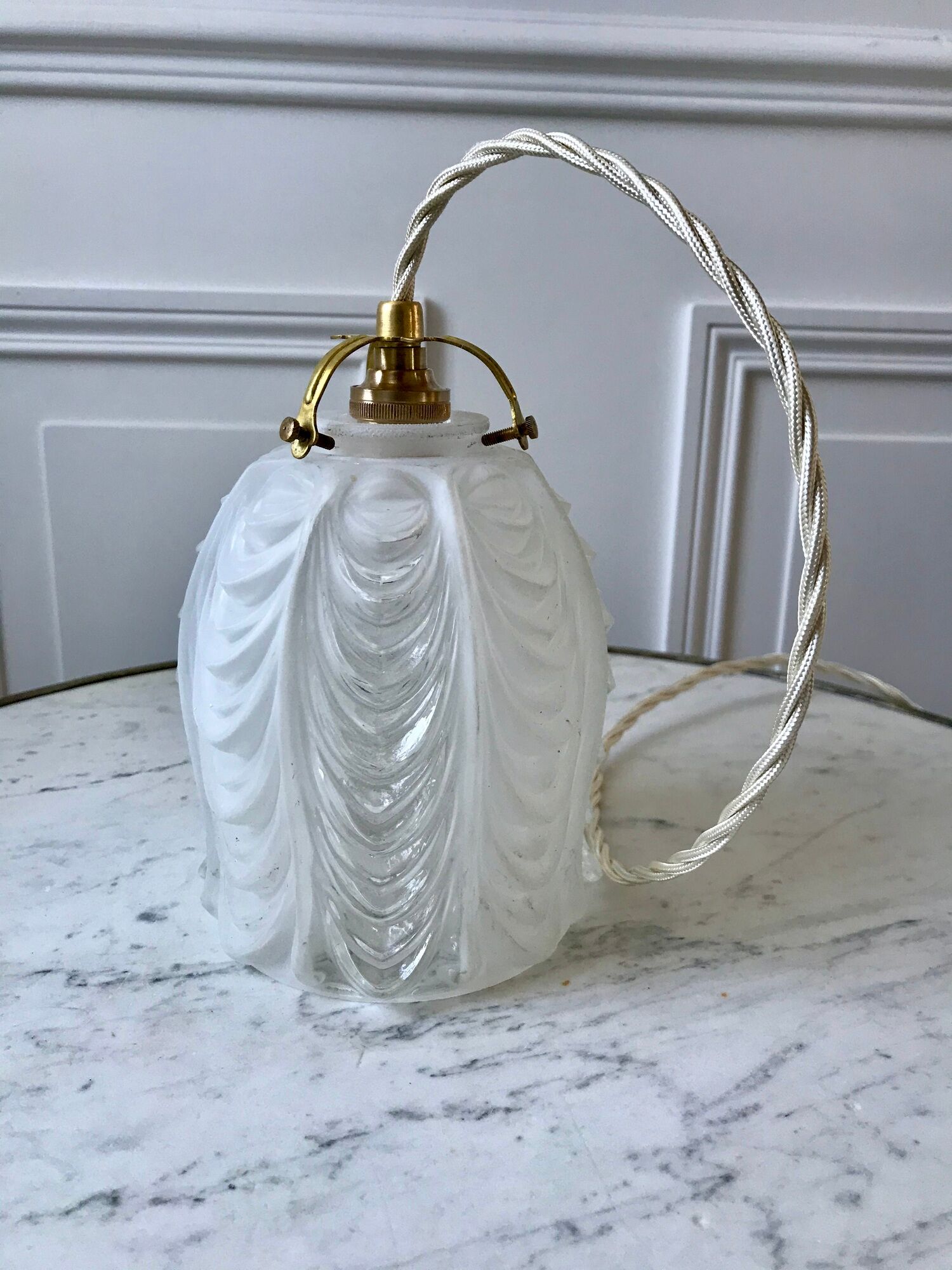 Art Deco frosted glass pendant lamp 30s