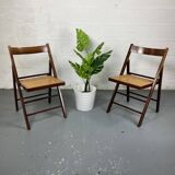 Lot folding chairs in canning