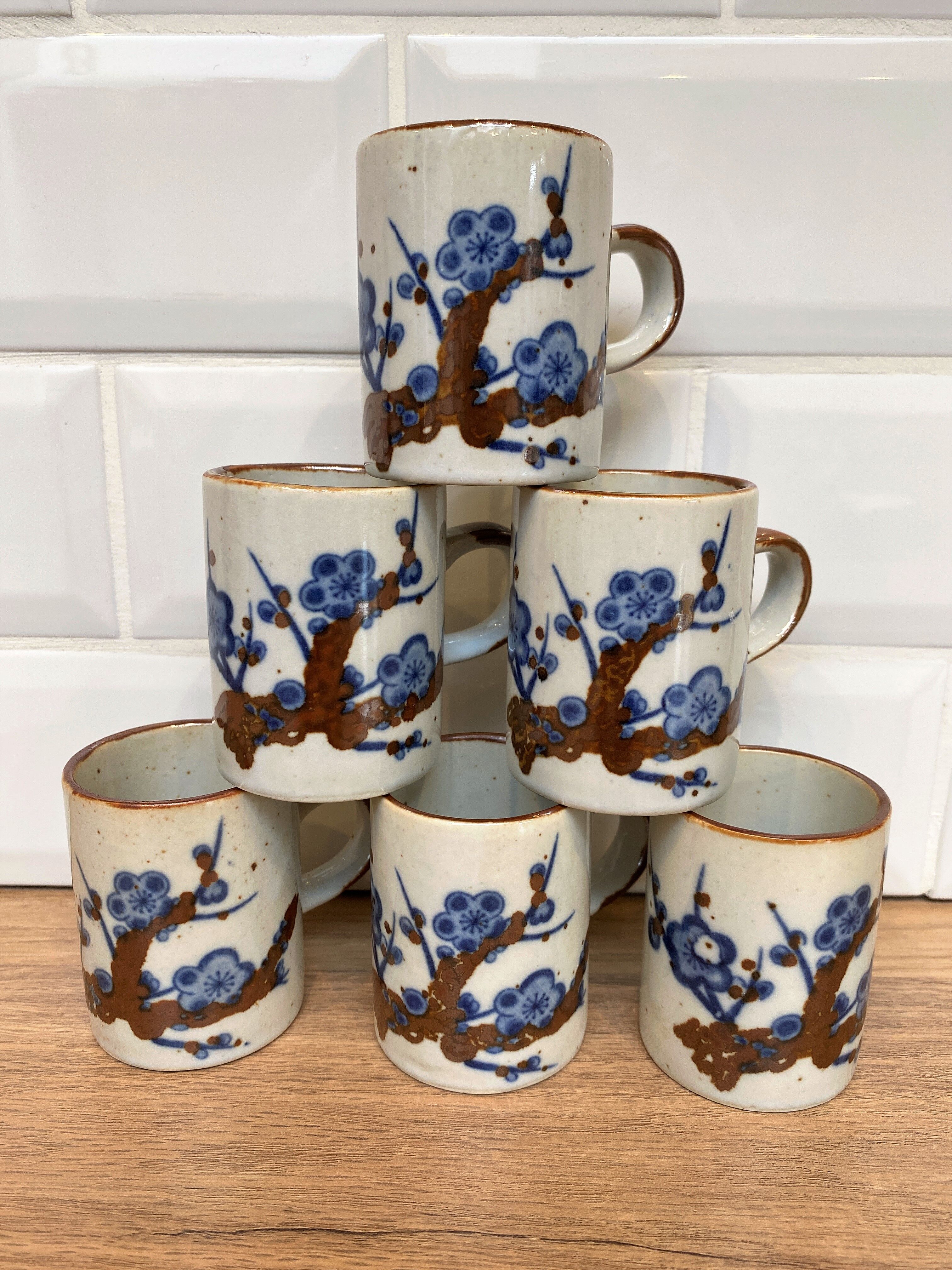 Set of 6 stoneware coffee cups