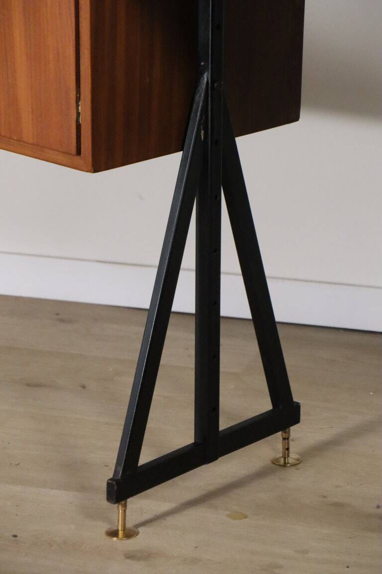 Vintage modular bookcase in wood and metal, Italy, 1960