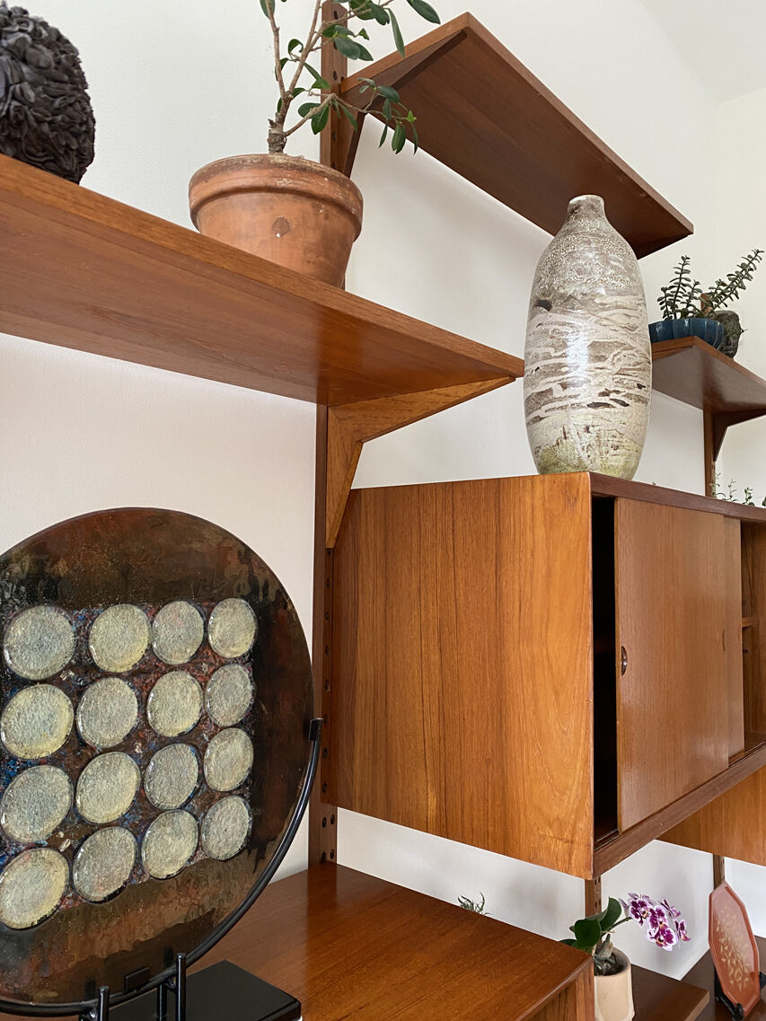 "Royal System" set of 4 teak columns, by Poul Cadovius 1970