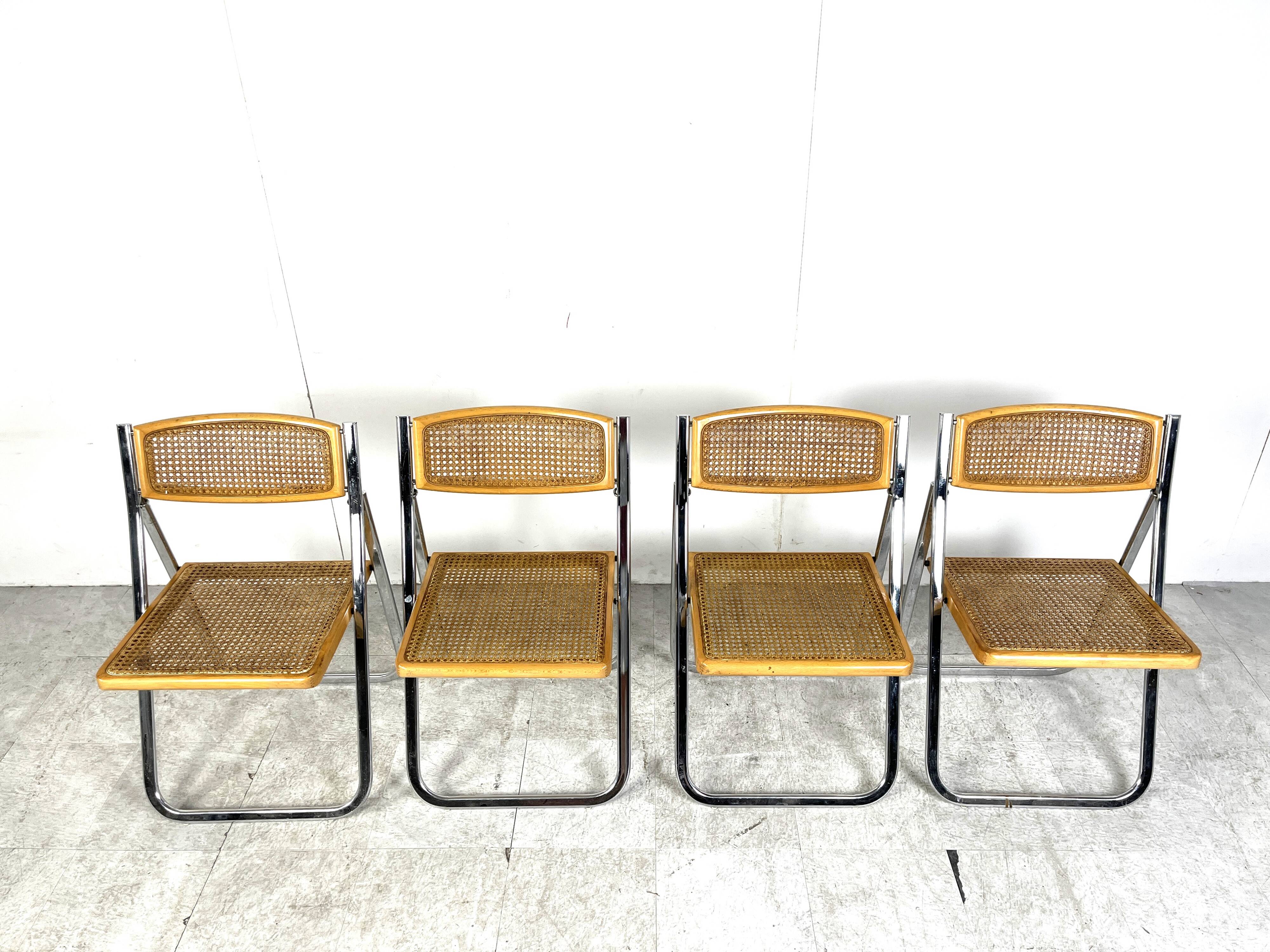Vintage rattan folding chairs, 1970 - set of 4