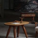 Mid-20th century Danish coffee table / side table in oak, Otto Færge, 1940s.