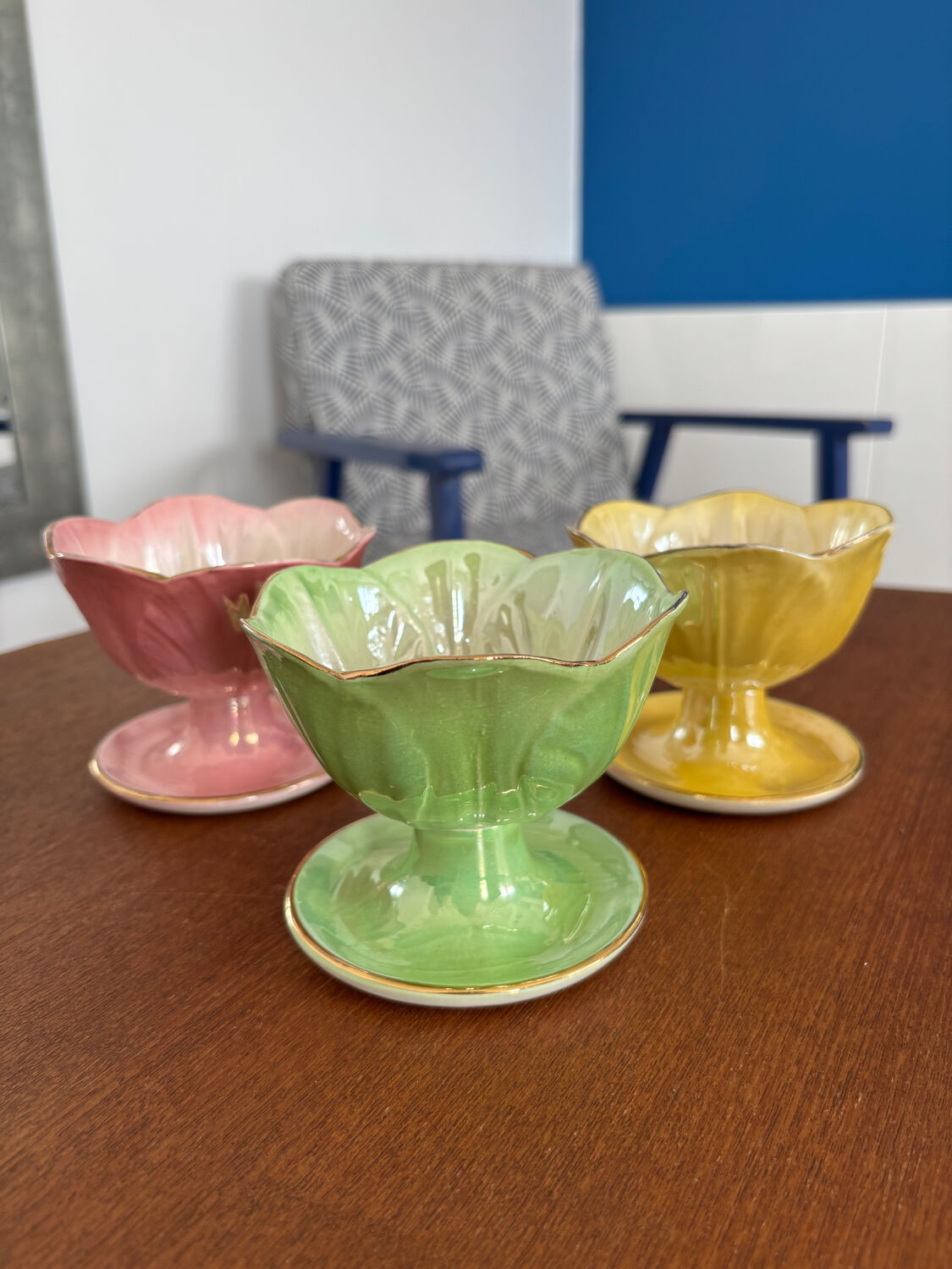 3 vintage ceramic bowls - Mailing England