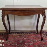 Table à jeux style Louis XV en marqueterie et acajou