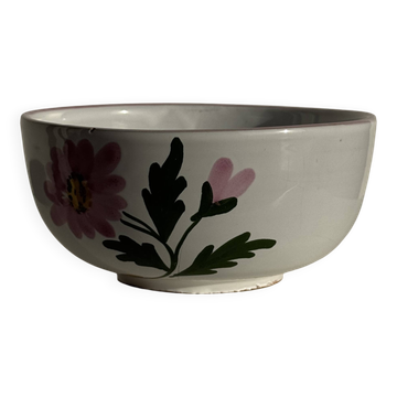 Large earthenware cup with pink trim and pink flower pattern H7 D15