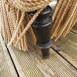 Padded gold toad chair