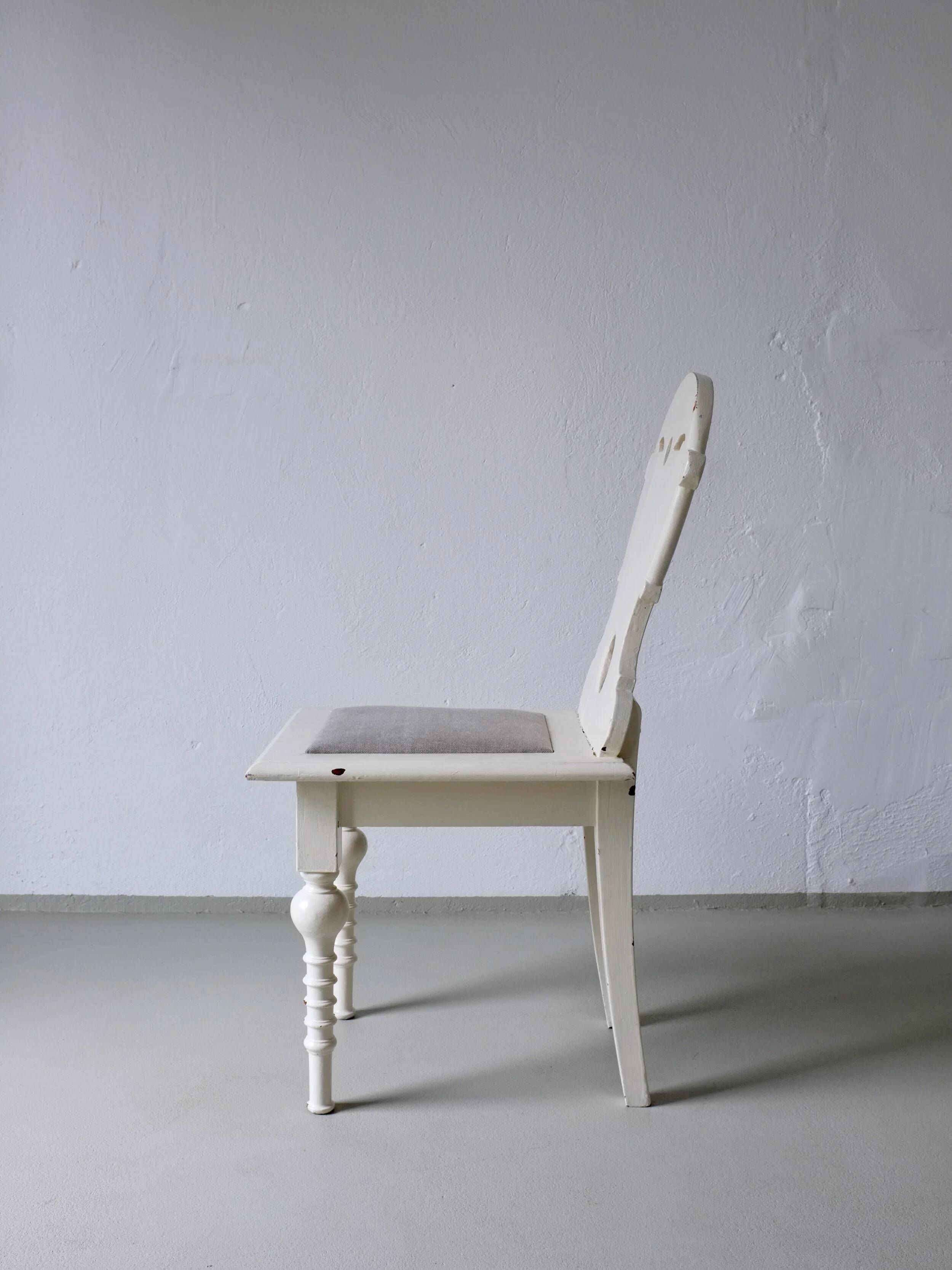 Chaise suédoise peinte en blanc | 1 sur 3 | Années 1920
