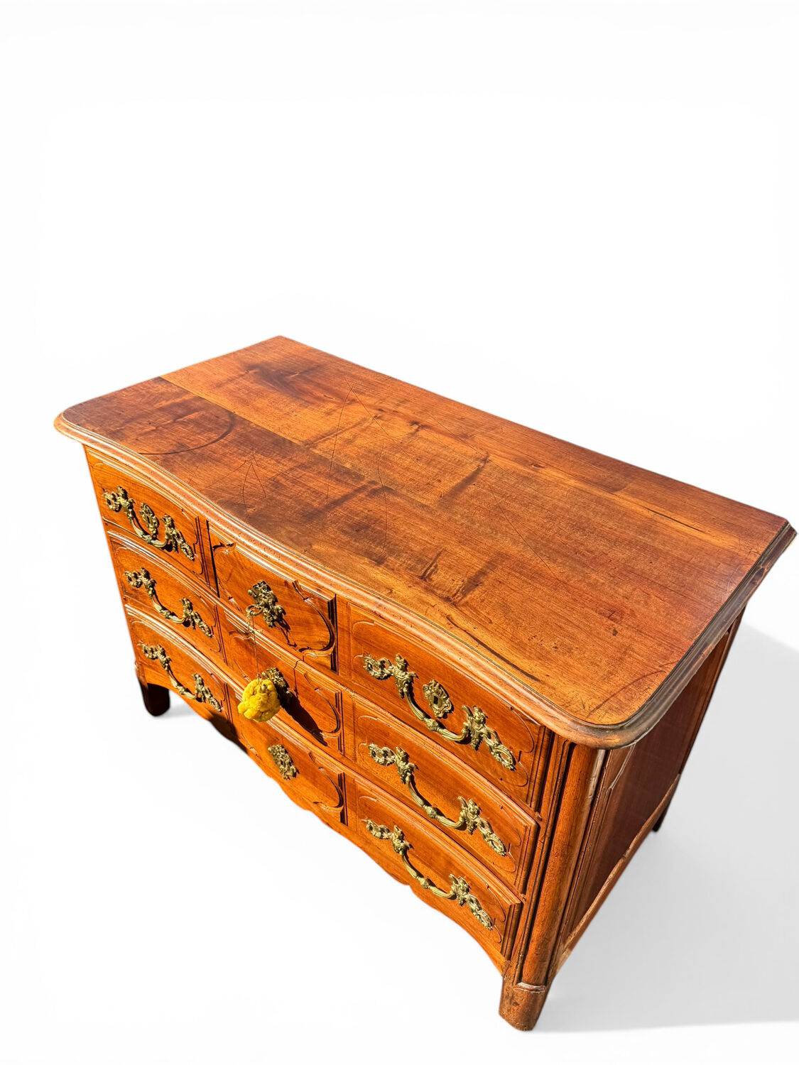 Parisian commode from the Louis XIV – Louis XV period, 18th century.