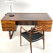 Danish Modern ( Mid-Century ) desk by Torben Valeur for DYRLUND, 1960s