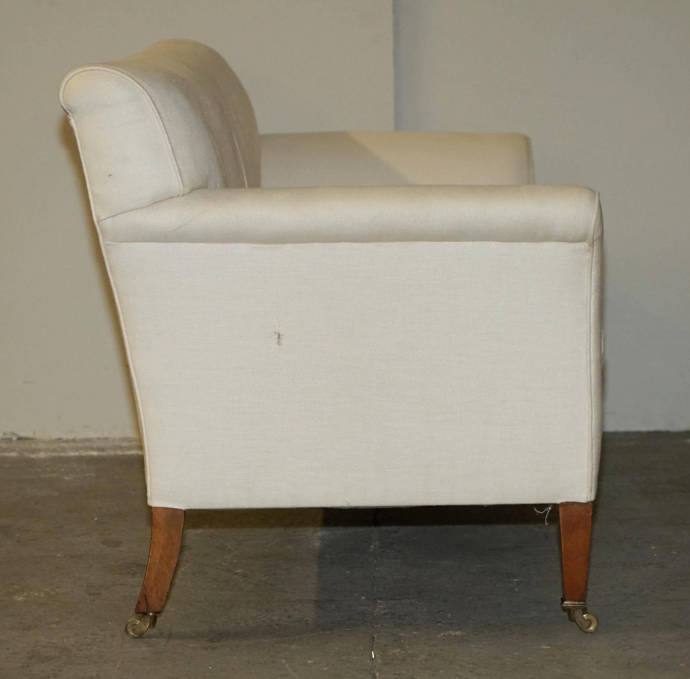 Victorian Howard & Son two-seater canapé fully stamped.