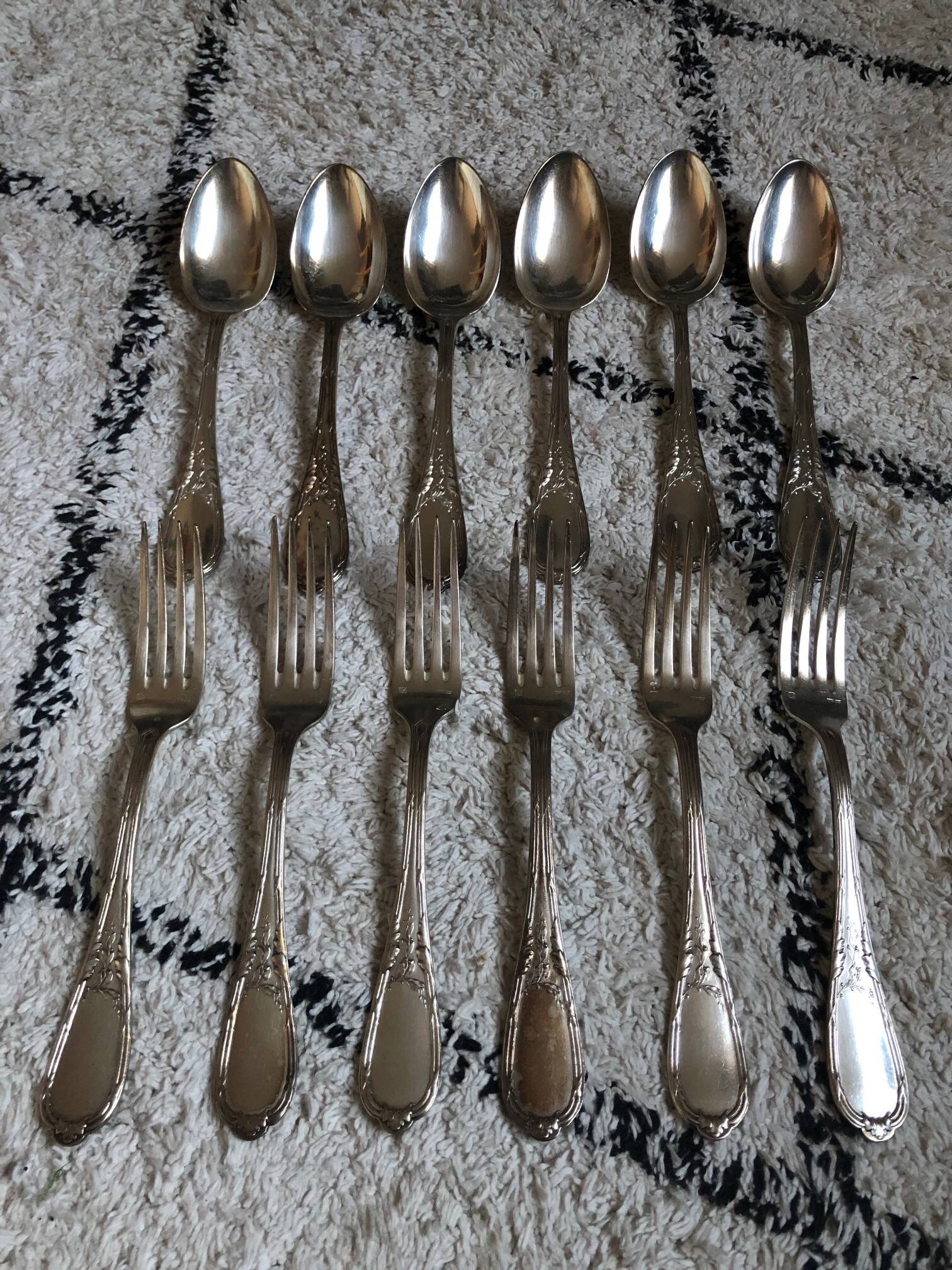 12 silver-plated metal cutlery sets 84 gr, ERCUIS
