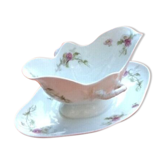 Sauce boat Porcelain with floral decoration on a white background " Aux Lions de Faïence " Paris