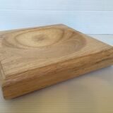 Empty pocket thick wood style picks up change