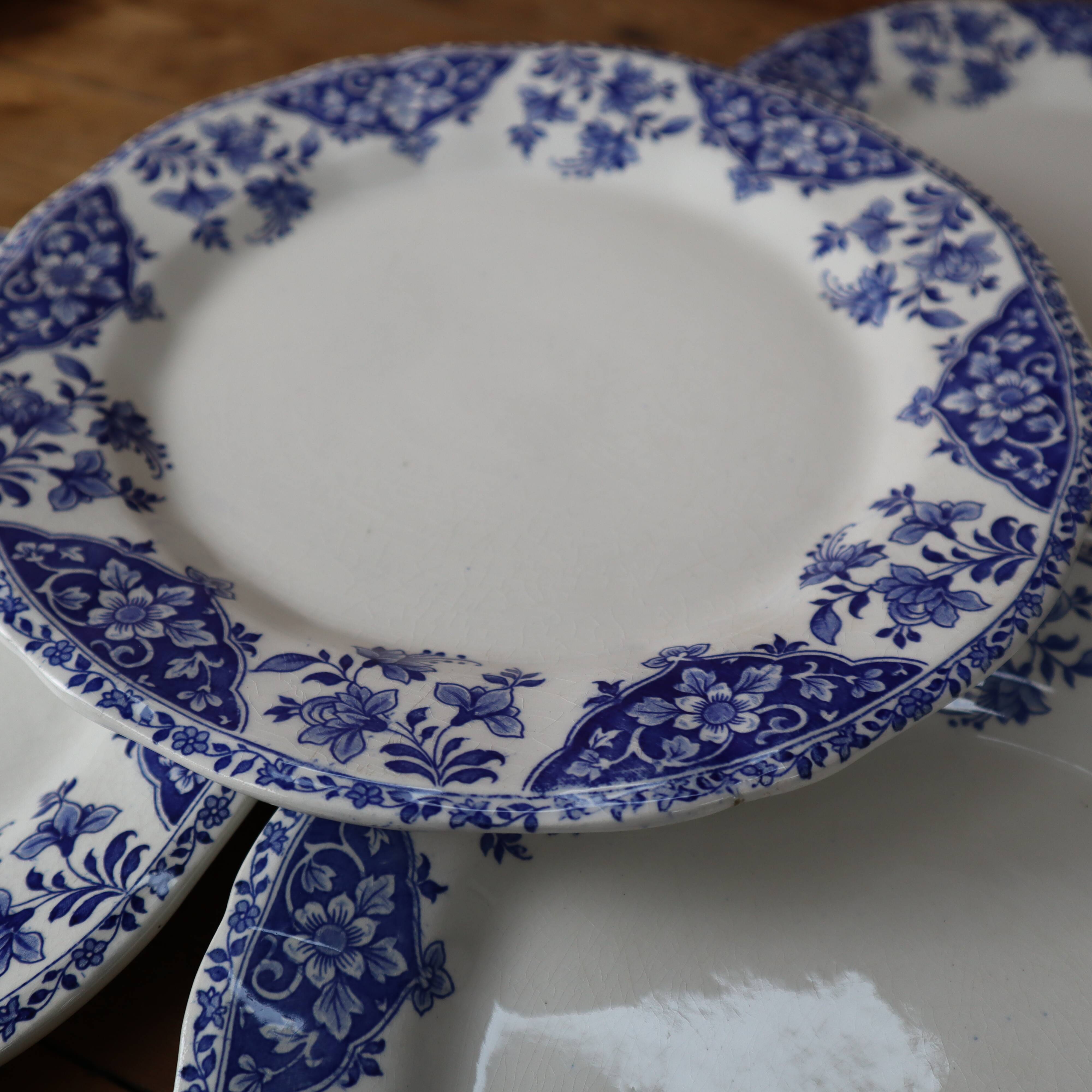 6 flat plates in old Gien earthenware