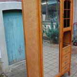 Armoire à glace Art Nouveau en érable moucheté des années 1930