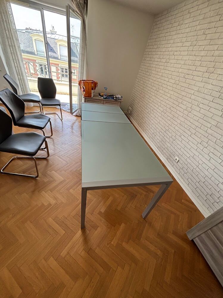 Table extensible en verre Cancio modèle concept