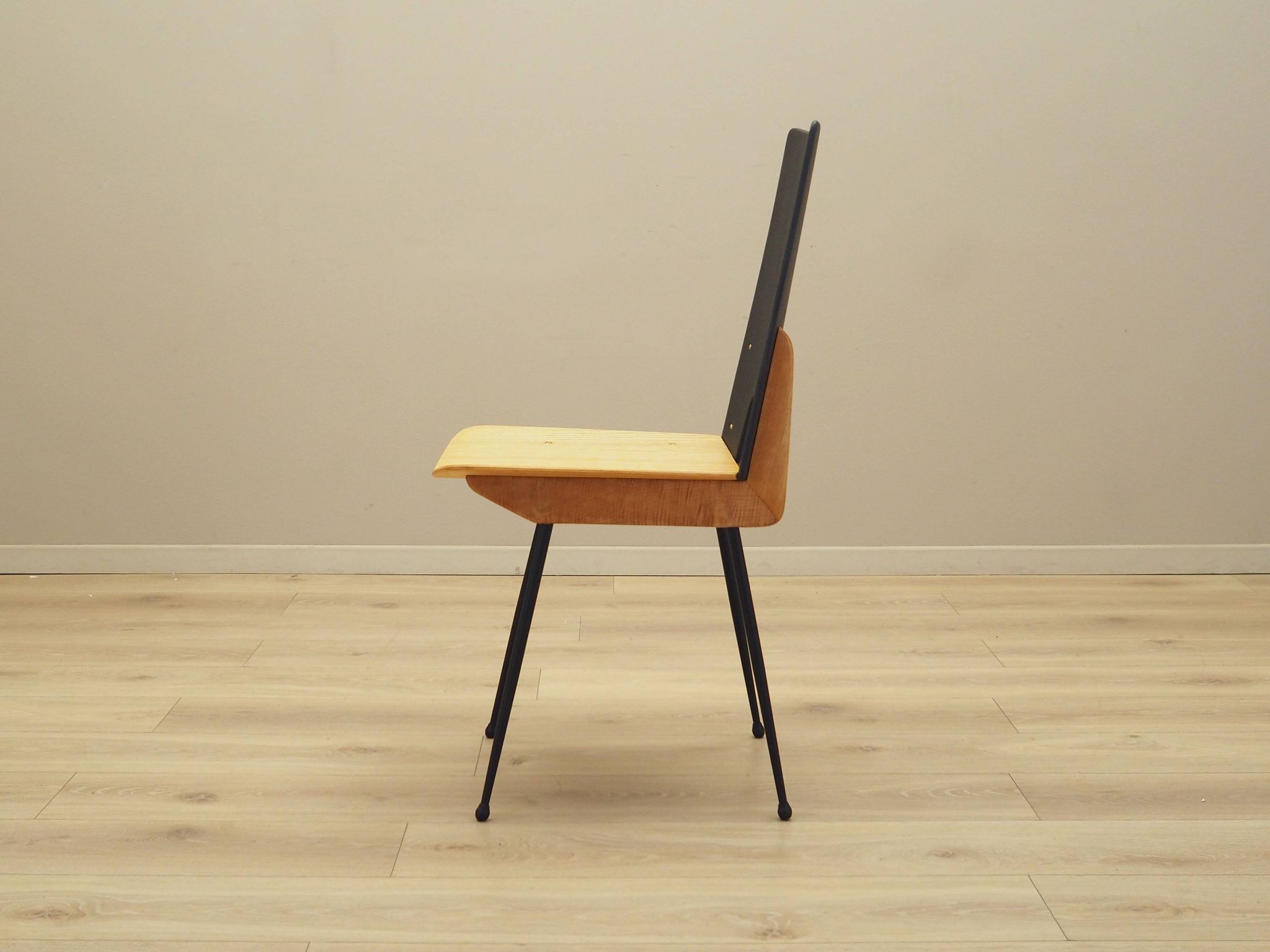 Set of six chairs, Italian design, 1950s, designer: Carlo Ratti, manufactur