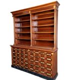 Grand cabinet d’apothicaire Art Déco en acajou et marbre, 1909