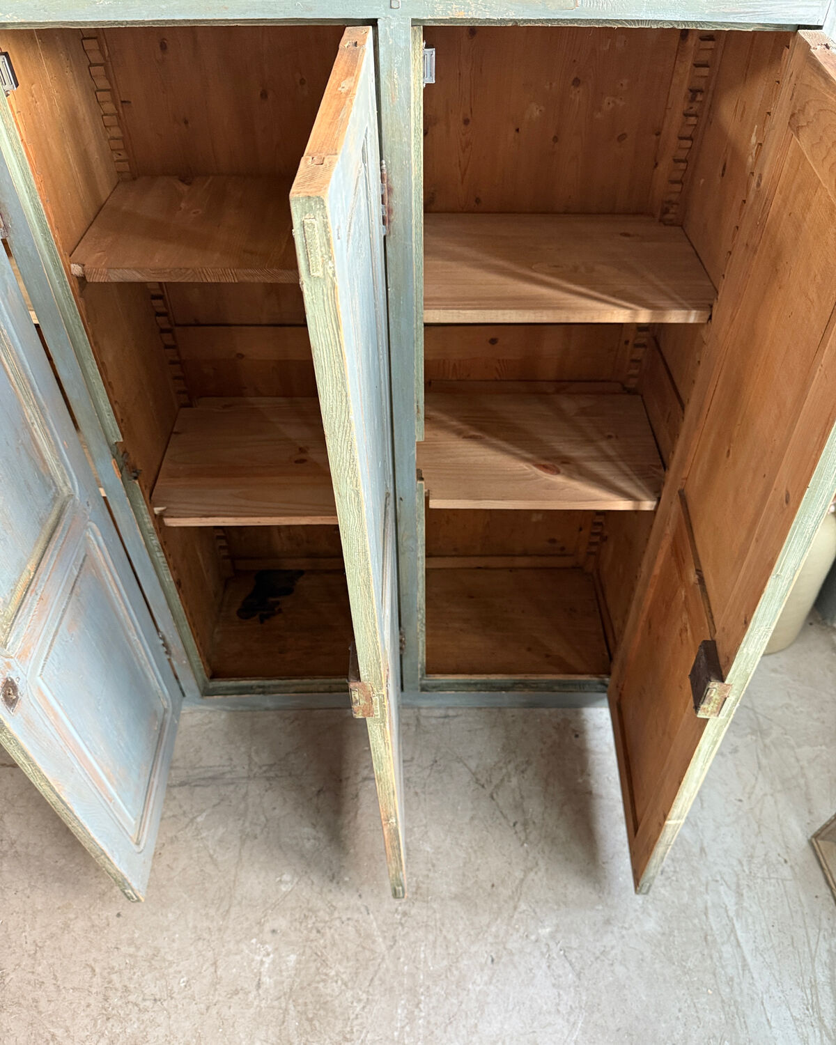 Old three-door workshop cabinet (renovated)