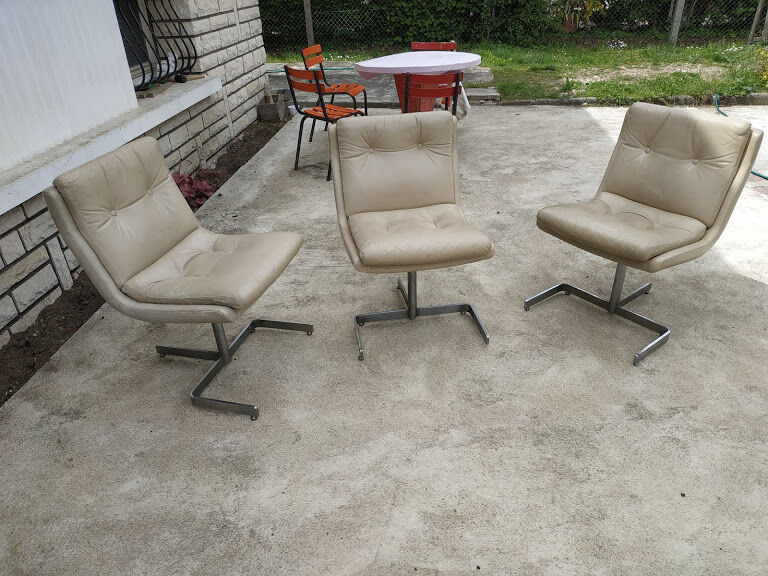 3 armchairs Raphael Raffel