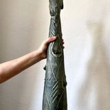 Vase longiligne à décor stylisé brutaliste, dans le goût de Ballesti