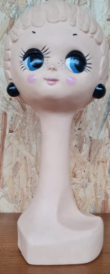 Vintage Twiggy hat head 60s-70s