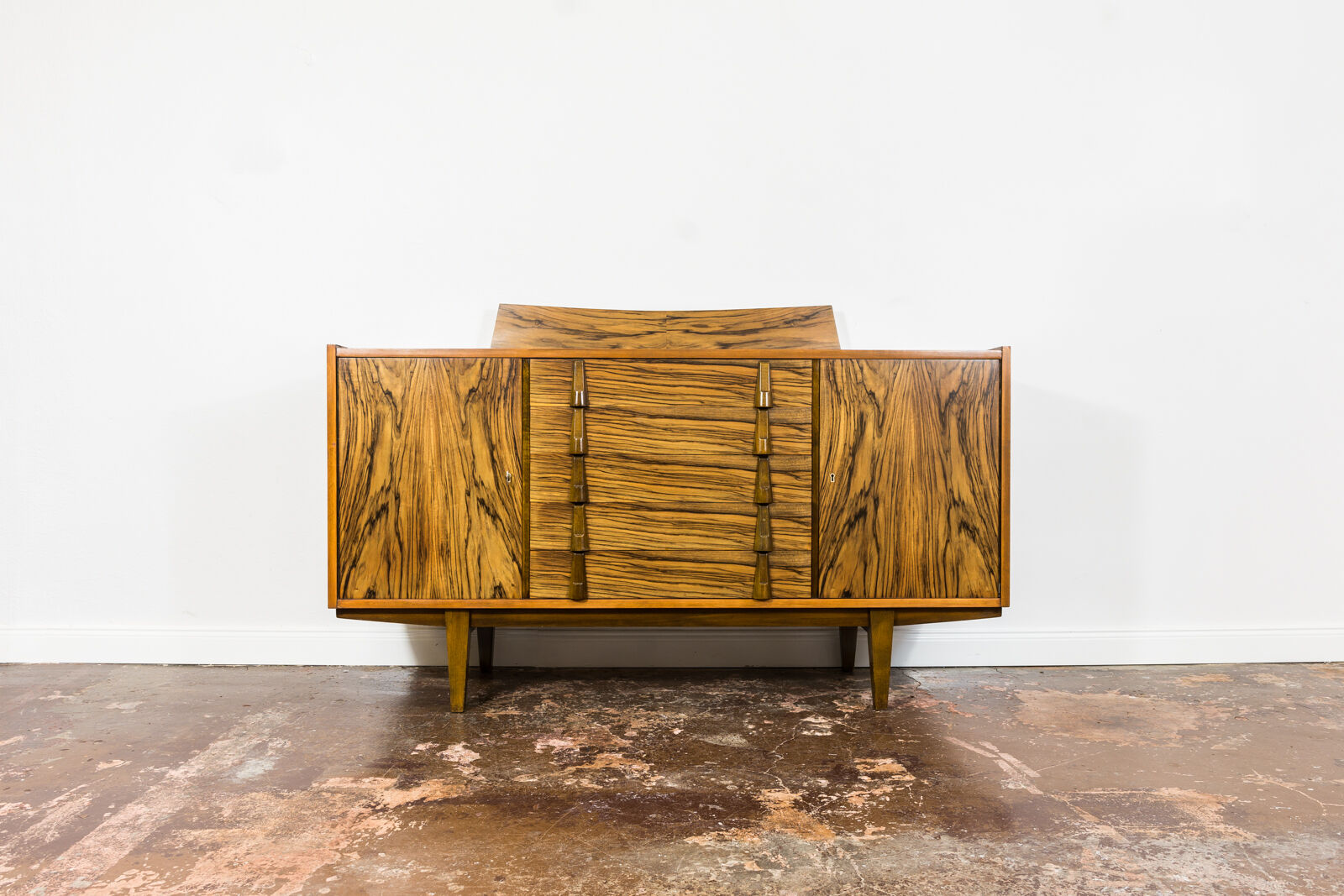 Sideboard by R. T. Hałas, Bydgoskie Fabryki Mebli, 1960's