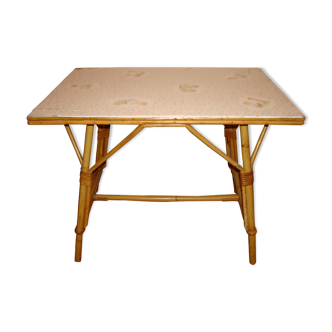 Table basse en rotin