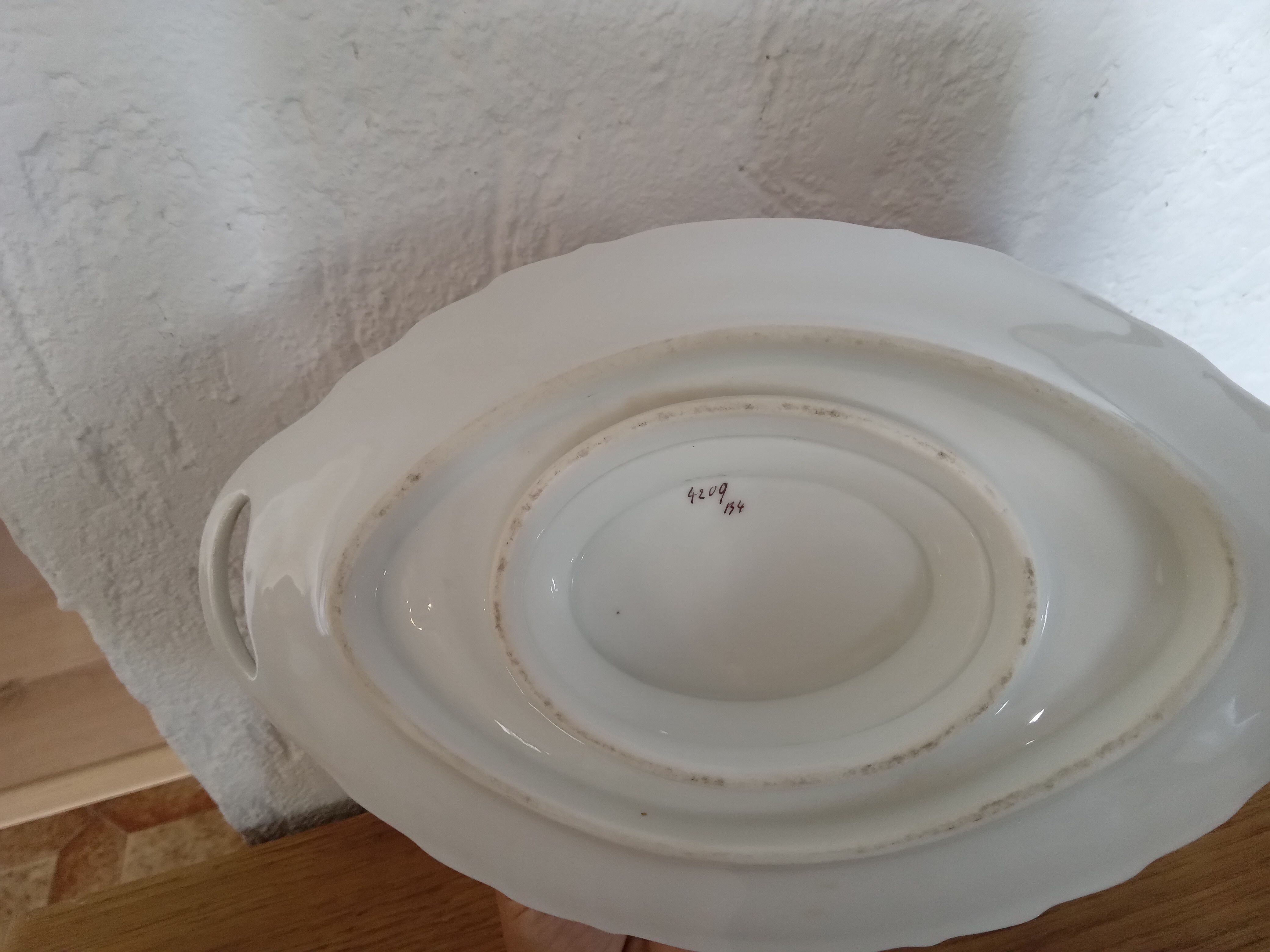 Gravy boat