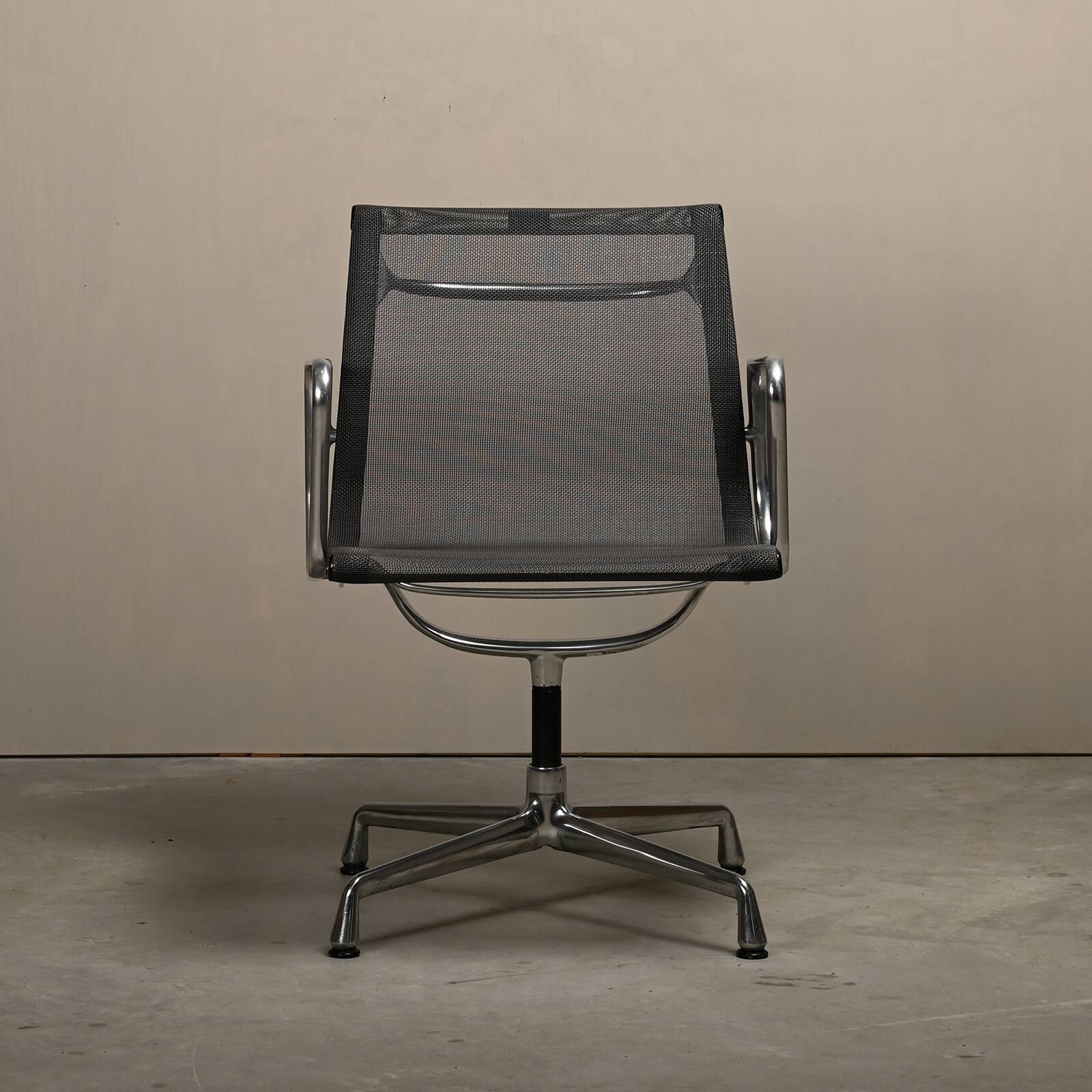 Multiple Eames Aluminum Group EA108 Dining Chairs Charcoal Netweave Mesh, Vitra