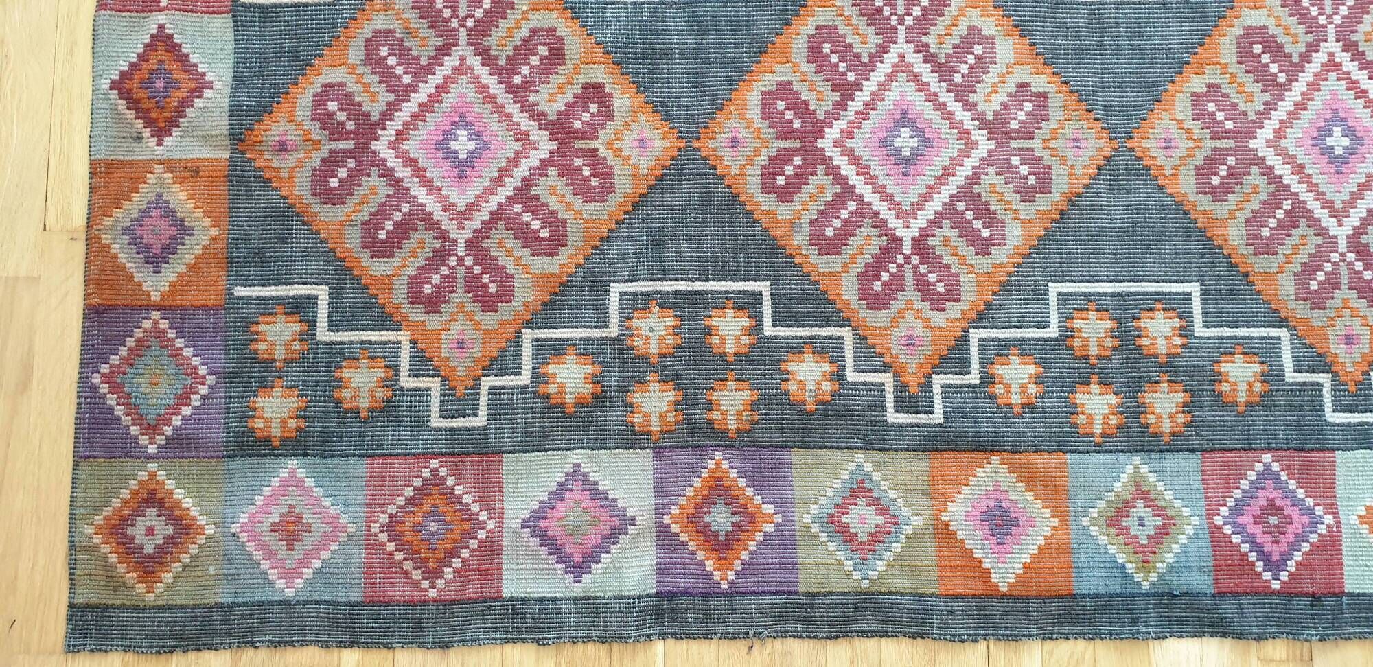 Tapis roumain en laine 200x156cm
