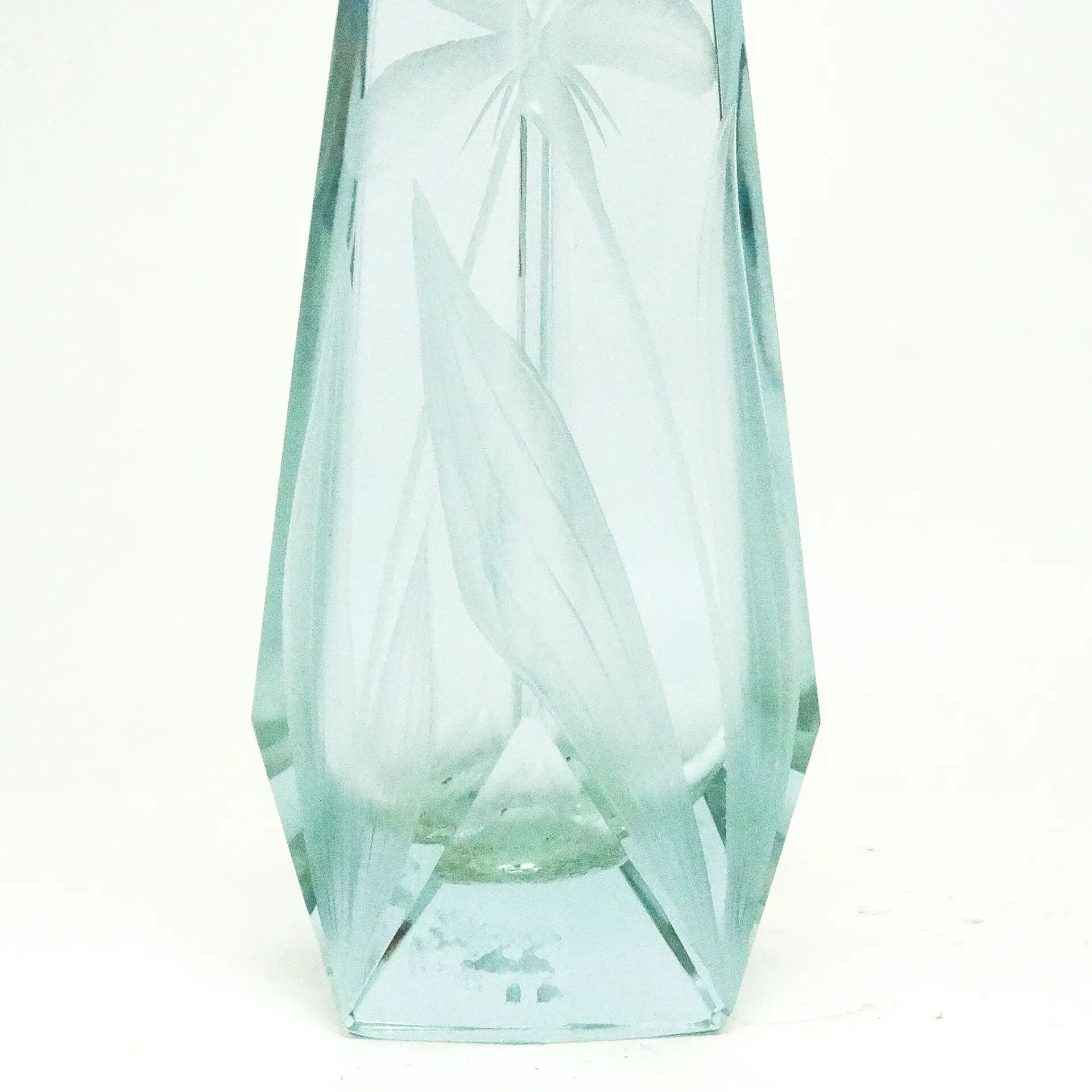 Art Nouveau vase, alexandrite crystal glass, Moser, Czechia, early 20th century