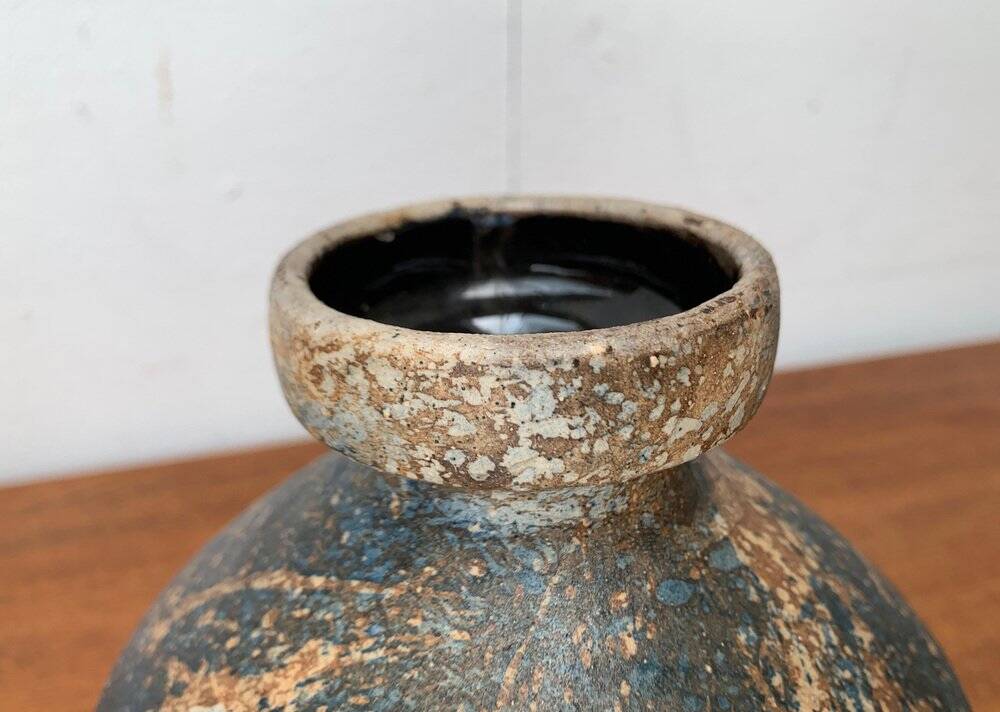 Brutalist vase from the Mid-Century Pottery Studio by Gerhard Liebenthron, Germany, 1970s.