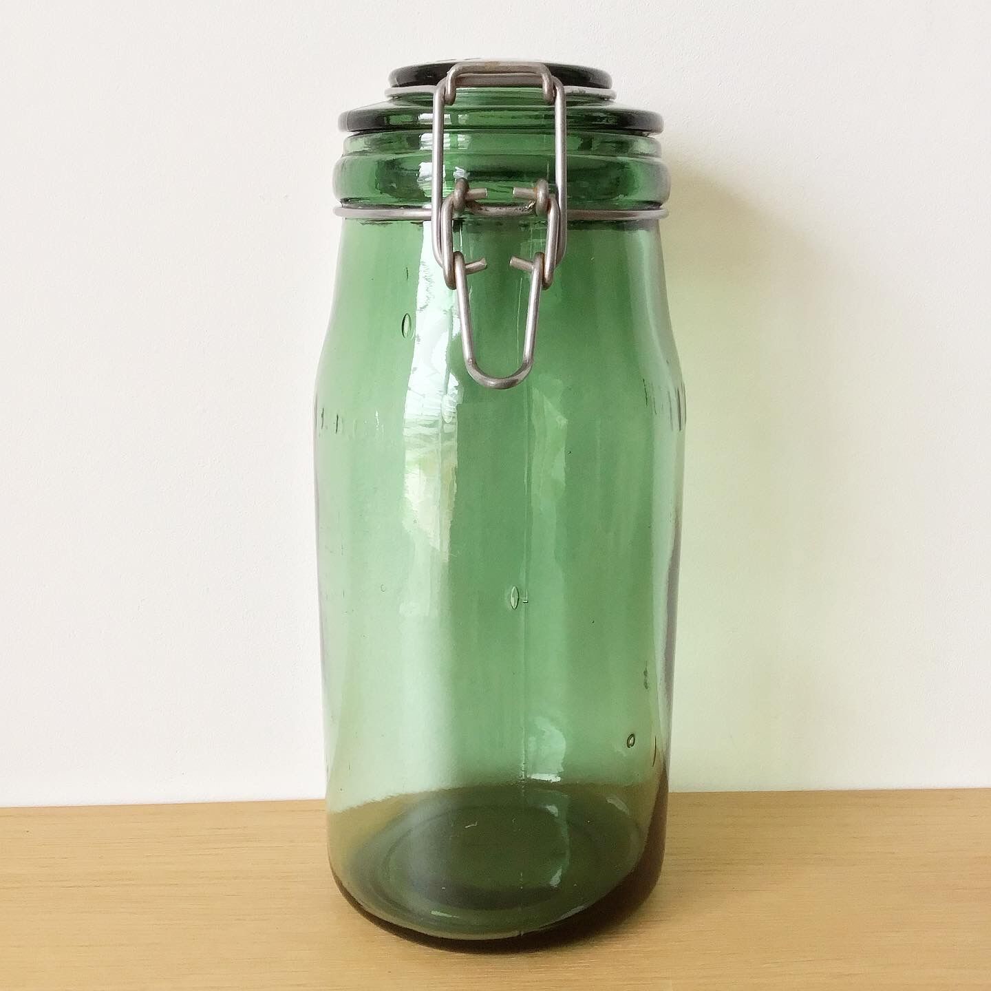 2 vintage jars ideal