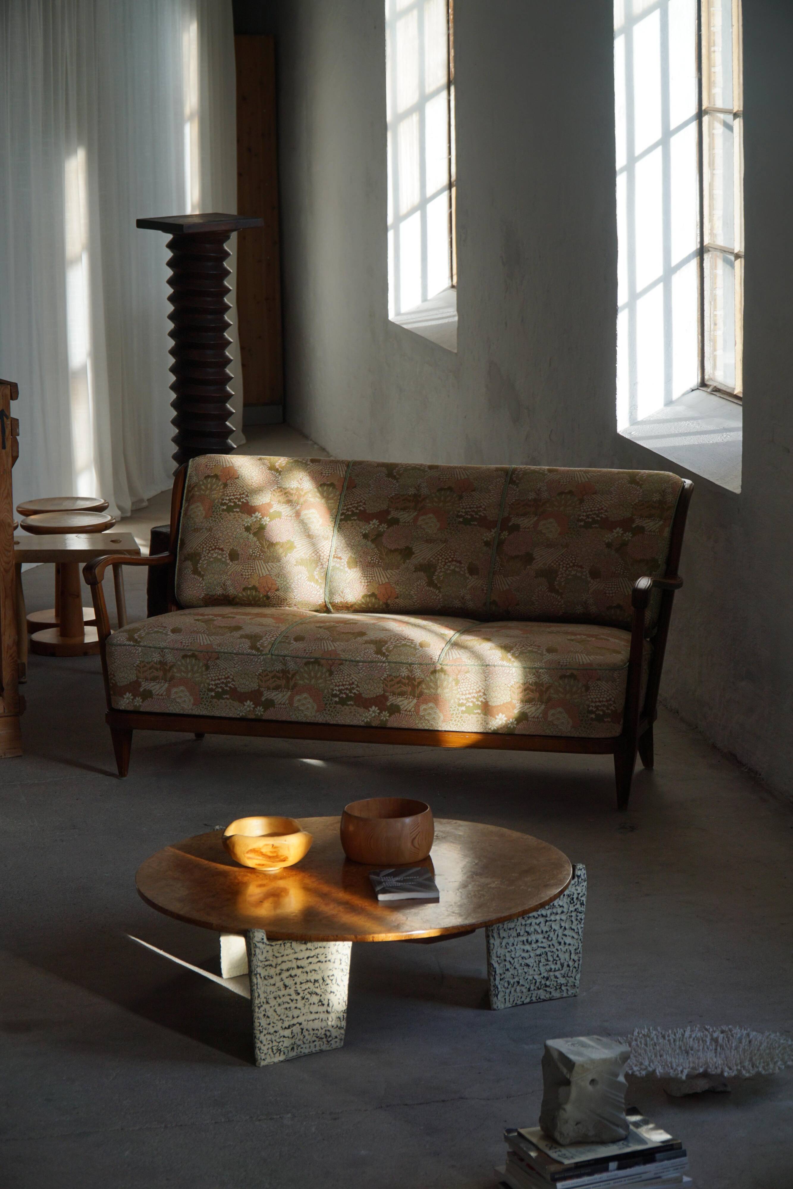 Svante Skogh, freestanding canapé in floral fabric, modern Swedish, 1940s