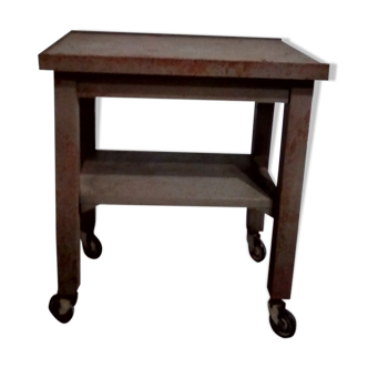 Kardex serving table