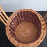 Two-tone basket with handle