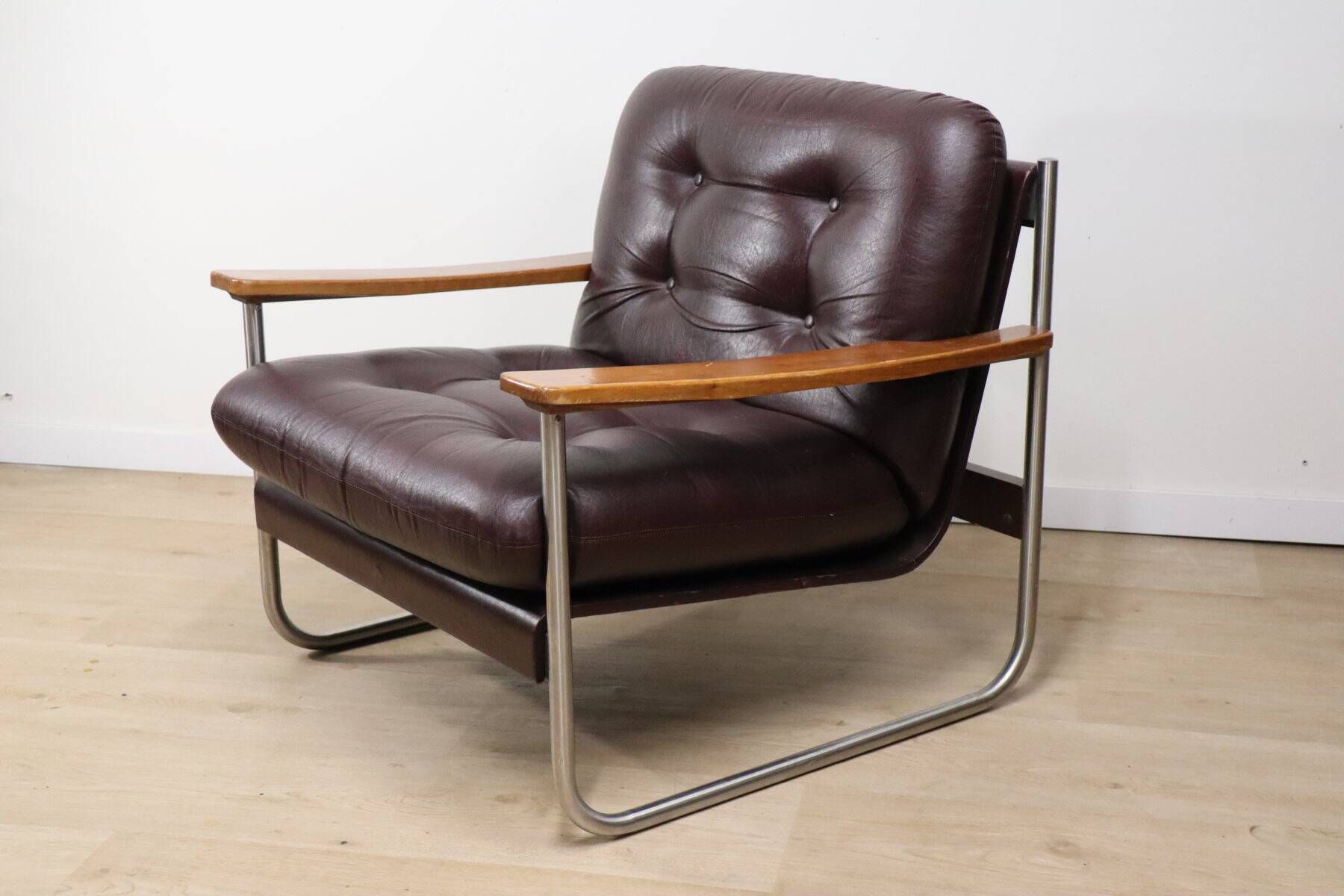 Vintage Bauhaus style armchair in leatherette and metal, 1970