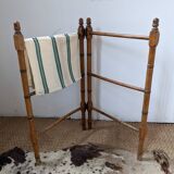 Towel holder