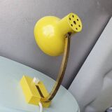 Lampe de bureau en métal jaune 1970