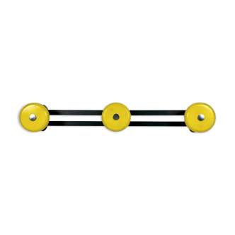 Mid-Century black and yellow laqué metal coat rack