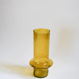 Vase jaune en verre