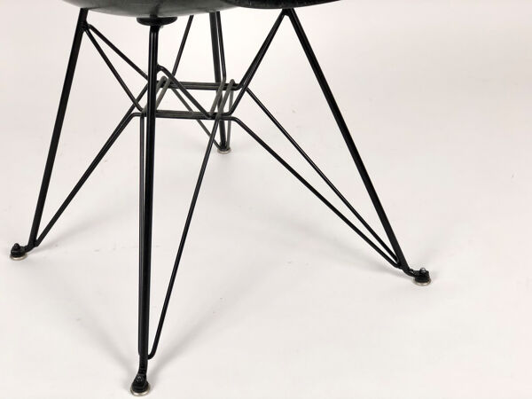 Chaise En Fibre De Verre Dsr Eiffel Par Charles & Ray eames, vitra Années 1980